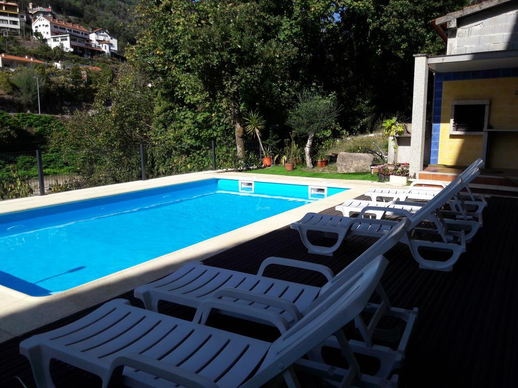 Apartamento Casa Ribom Gerês Exterior foto